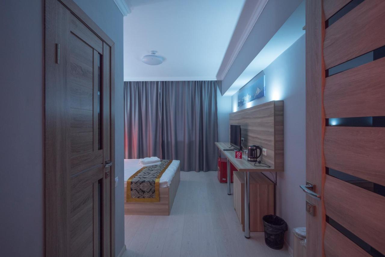 Asia Hotel Almatı Dış mekan fotoğraf