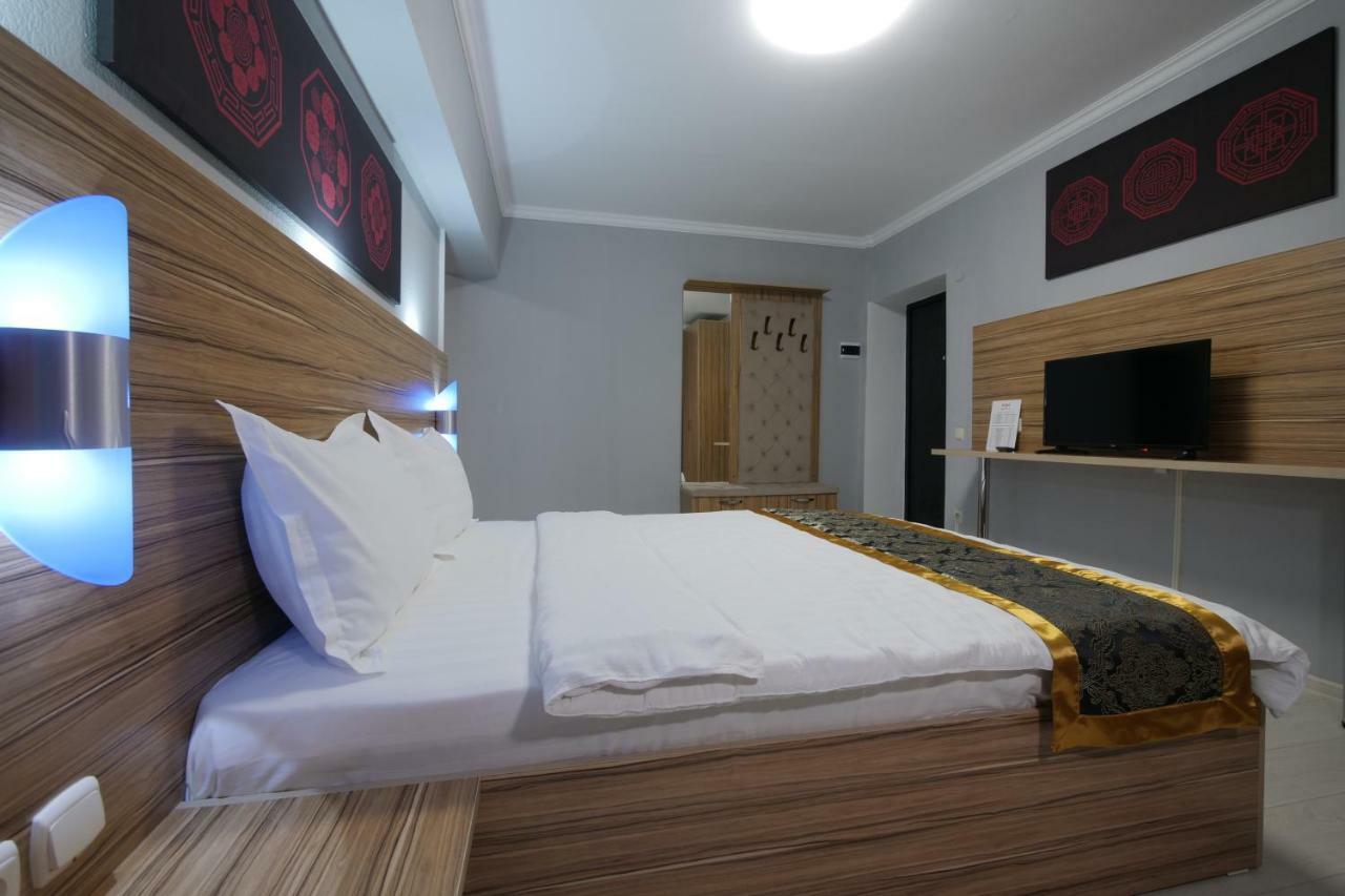 Asia Hotel Almatı Dış mekan fotoğraf